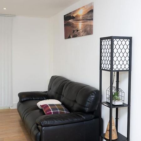 1 Bed Luxury Comfortable Apt London Bagian luar foto