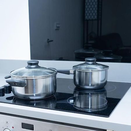 1 Bed Luxury Comfortable Apt London Bagian luar foto